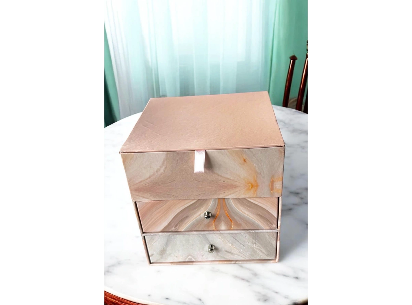 Pembe Renk Ayna Ve Çekmece Detaylı Takı Organizeri