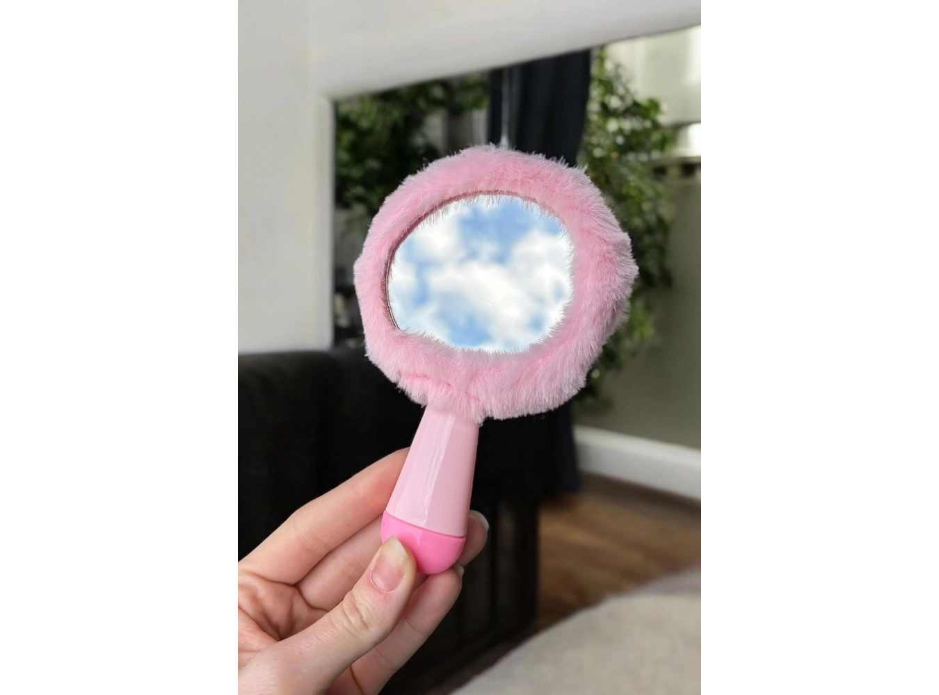 Pembe Renk Canavar Figürlü Peluş El Aynası