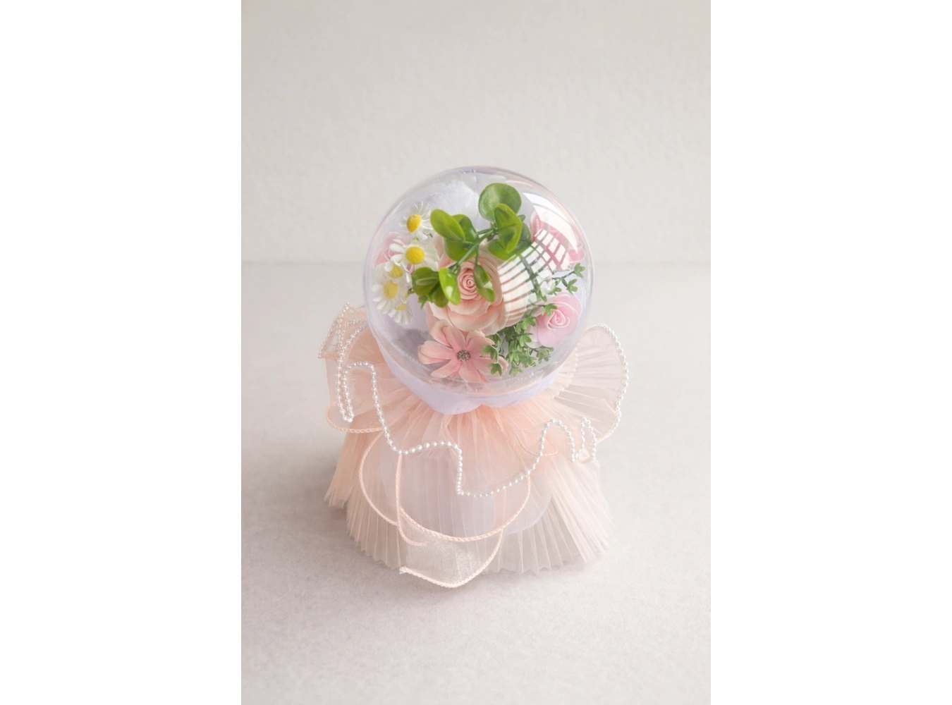 Pembe Renk Çiçek Aranjman Küresi
