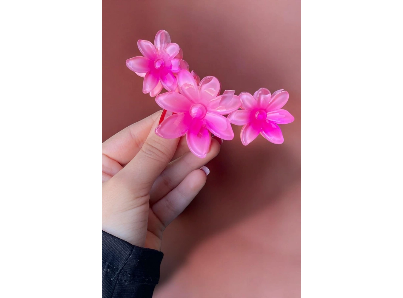 Pembe Renk Çiçek Figürlü Mandal Toka