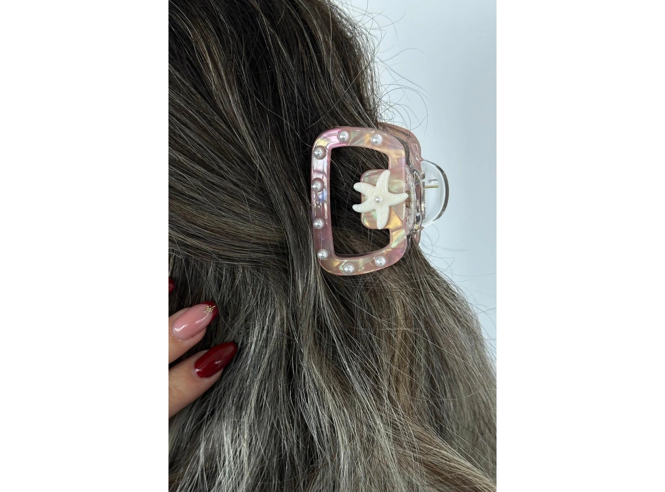 Pembe Renk Deniz Kabuğu Figürlü Mandal Toka