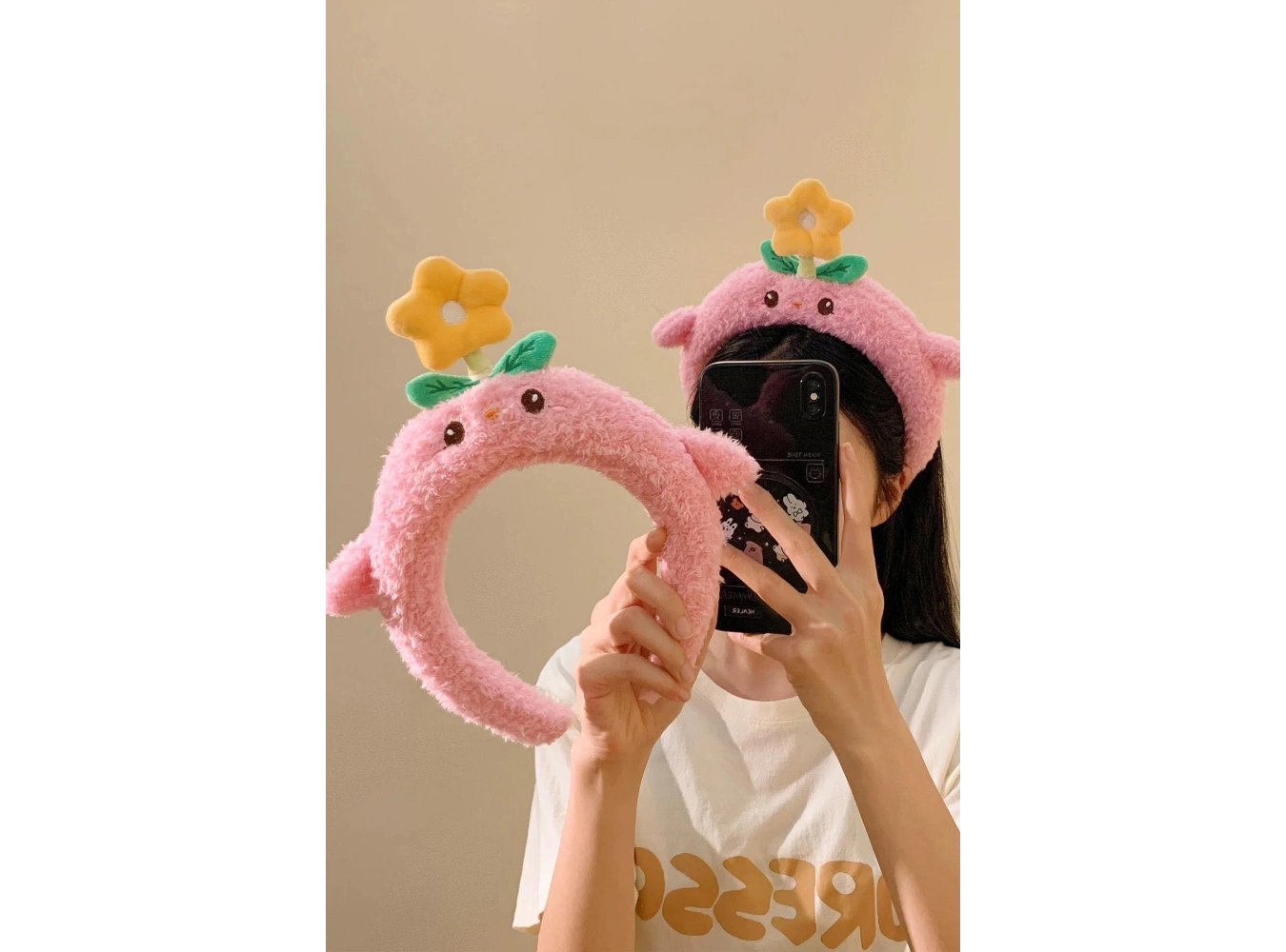 Pembe Renk Dönen Çiçek Detaylı Peluş Taç