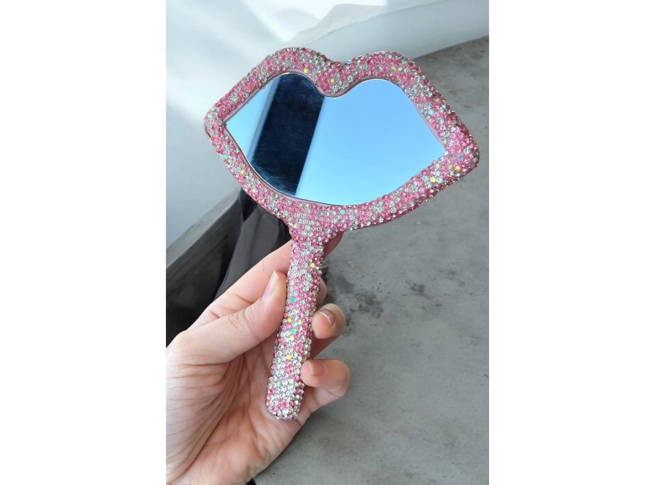 Pembe Renk Dudak Figürlü Taş Detaylı El Aynası