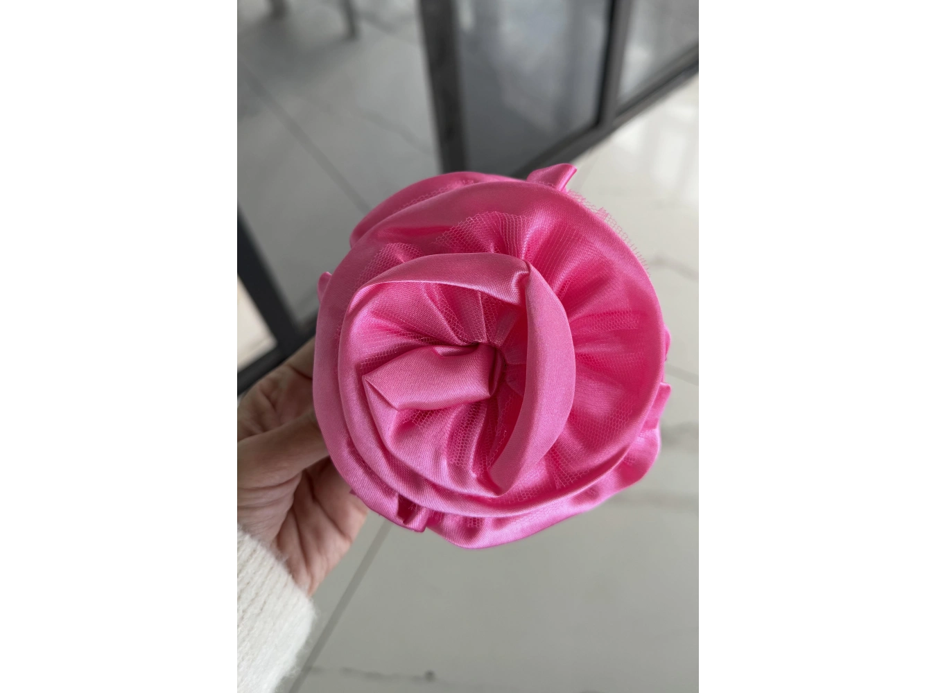 Pembe Renk Gül Detaylı Mandal Toka