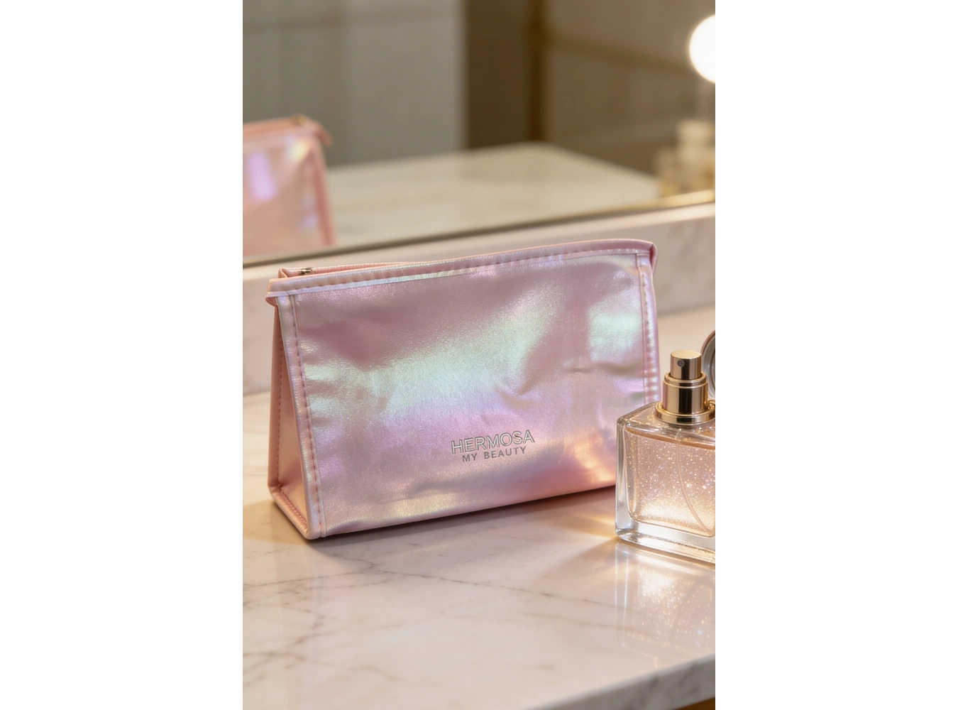 Pembe Renk Hologramlı Makyaj Çantası