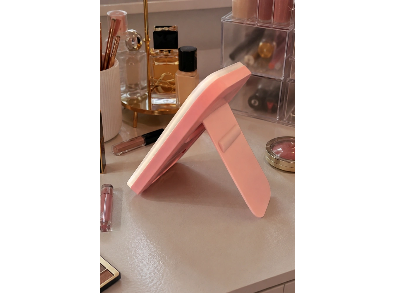 Pembe Renk Işıklı Masa Aynası