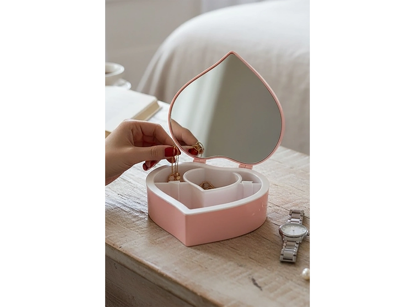 Pembe Renk Kalp Figürlü Aynalı Takı Organizeri