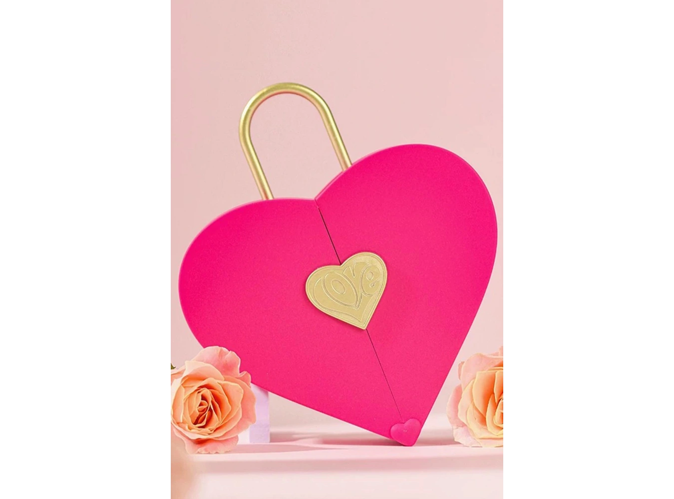 Pembe Renk Kalp Figürlü Karton Çanta Hediyeli Hediye Kutusu