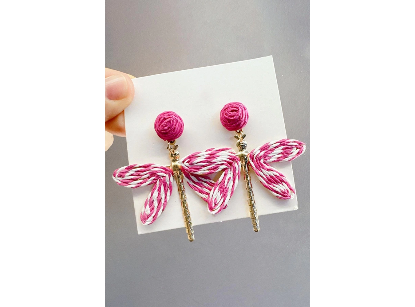 Pembe Renk Kelebek Figürlü Küpe (Çift)