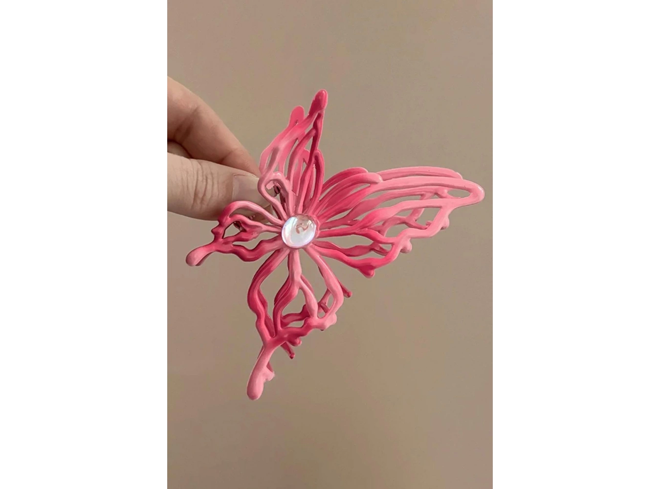 Pembe Renk Kelebek Figürlü Metal Mandal Toka