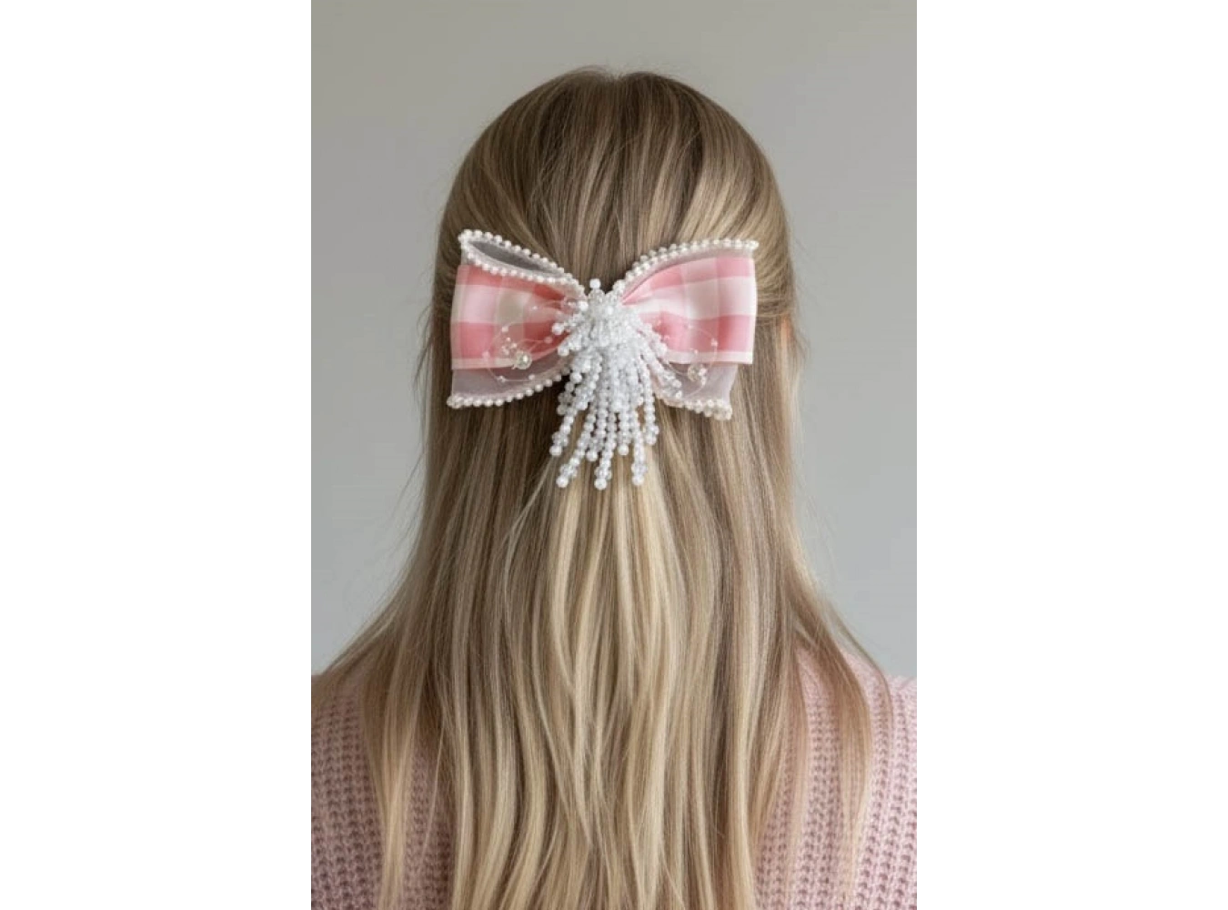 Pembe Renk Kurdele Figürlü İnci Detaylı Pens Toka