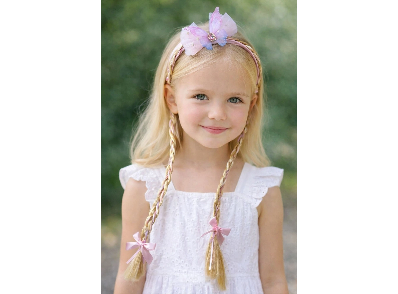 Pembe Renk Kurdele Figürlü Örgülü Çocuk Taç