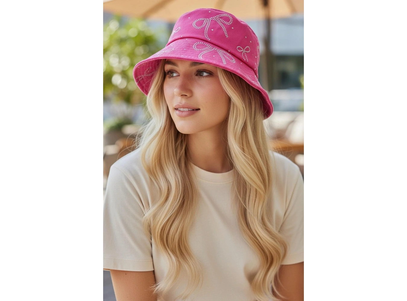 Pembe Renk Kurdele Figürlü Taş Detaylı Tasarım Şapka