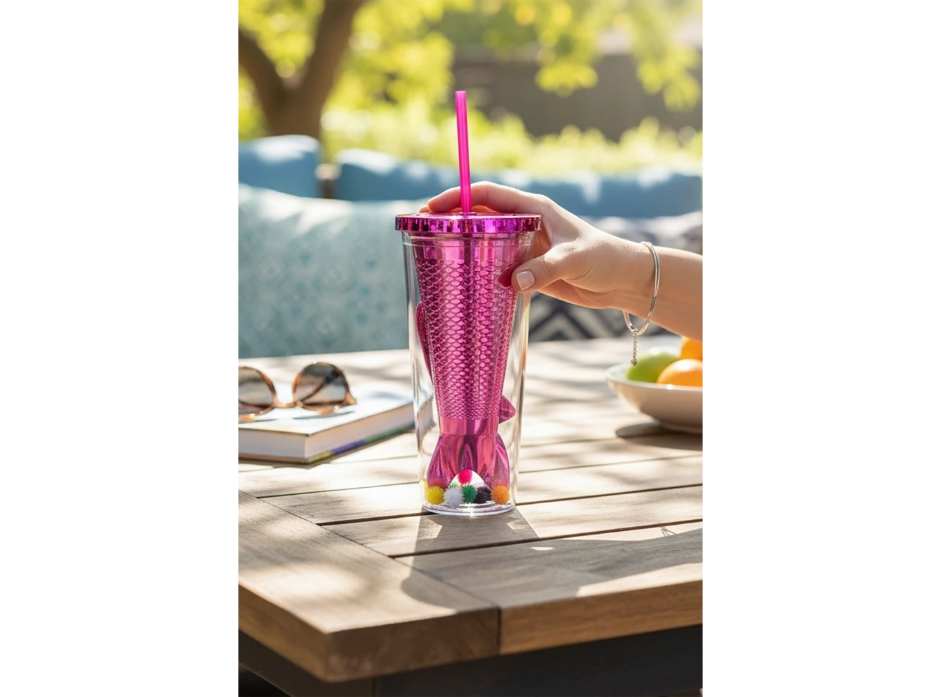 Pembe Renk Kuyruk Figürlü Ponpon Detaylı Pipetli Suluk