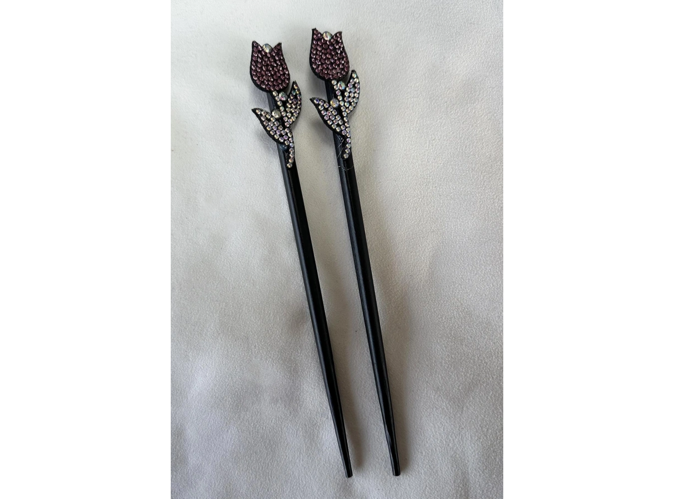 Pembe Renk Lale Figürlü Taş Detaylı İkili Topuz Tokası/ Kalemi