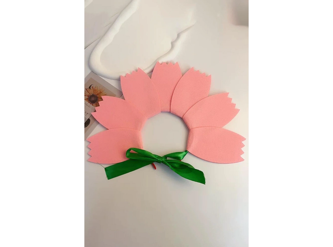 Pembe Renk Lale Figürlü Tasarım Taç