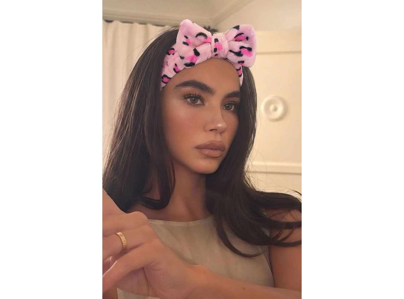 Pembe Renk Leopar Figürlü Peluş Saç Bandı