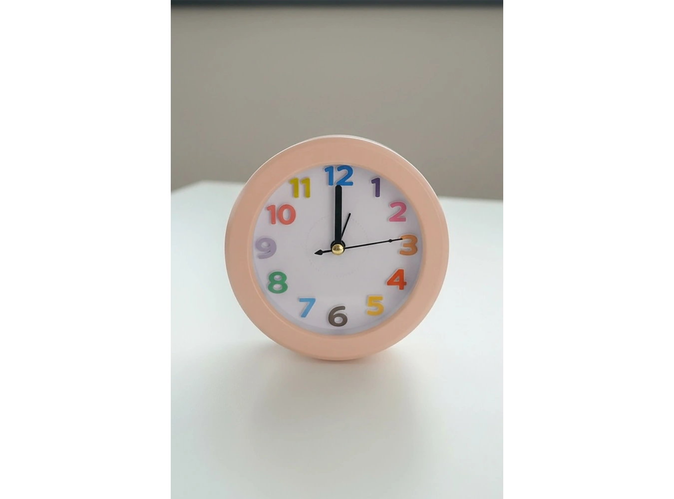 Pembe Renk Mini Dekoratif Alarmlı Yuvarlak Masa Saati