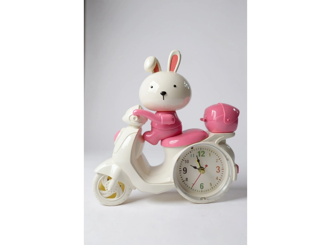 Pembe Renk Motor Figürlü Mini Dekoratif Alarmlı Yuvarlak Masa Saati