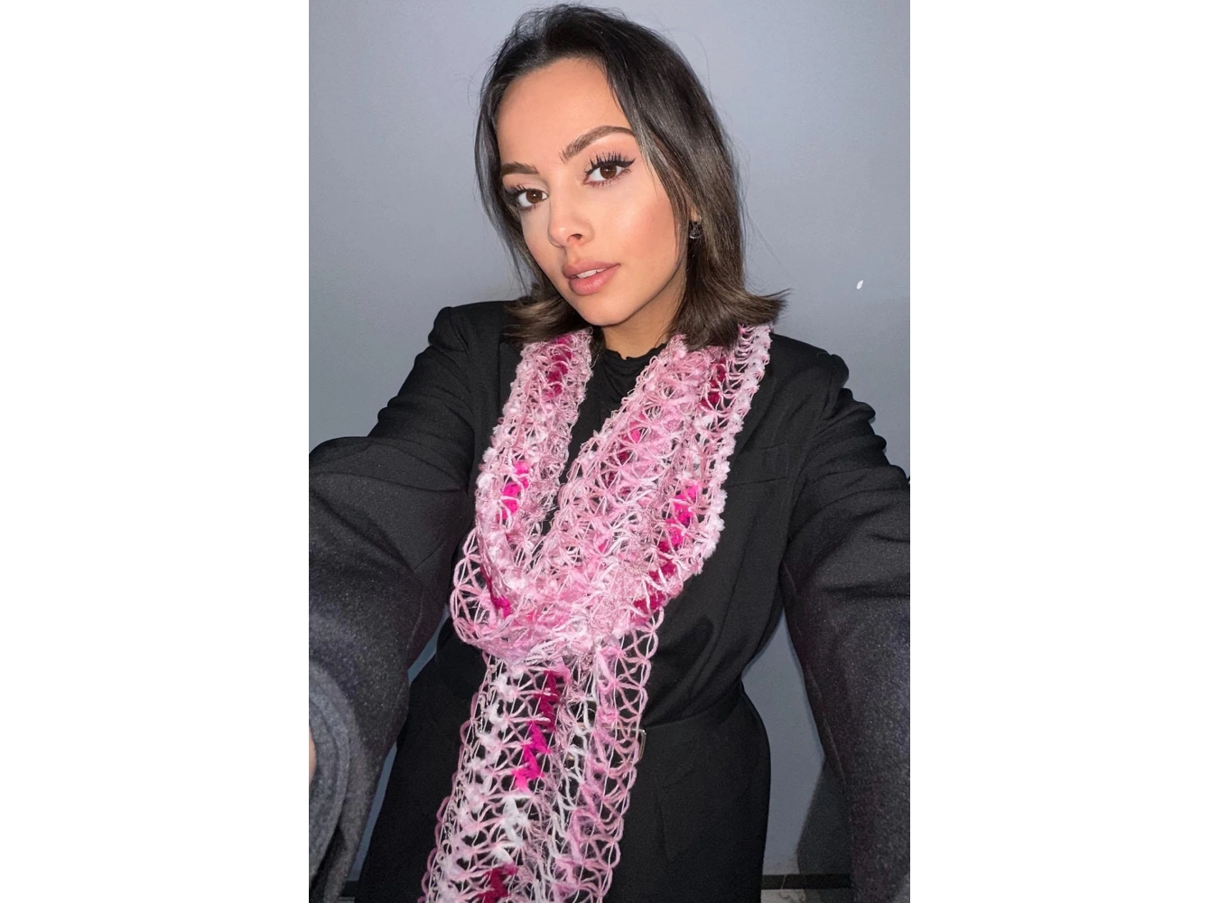 Pembe Renk Örgü Detaylı Şal