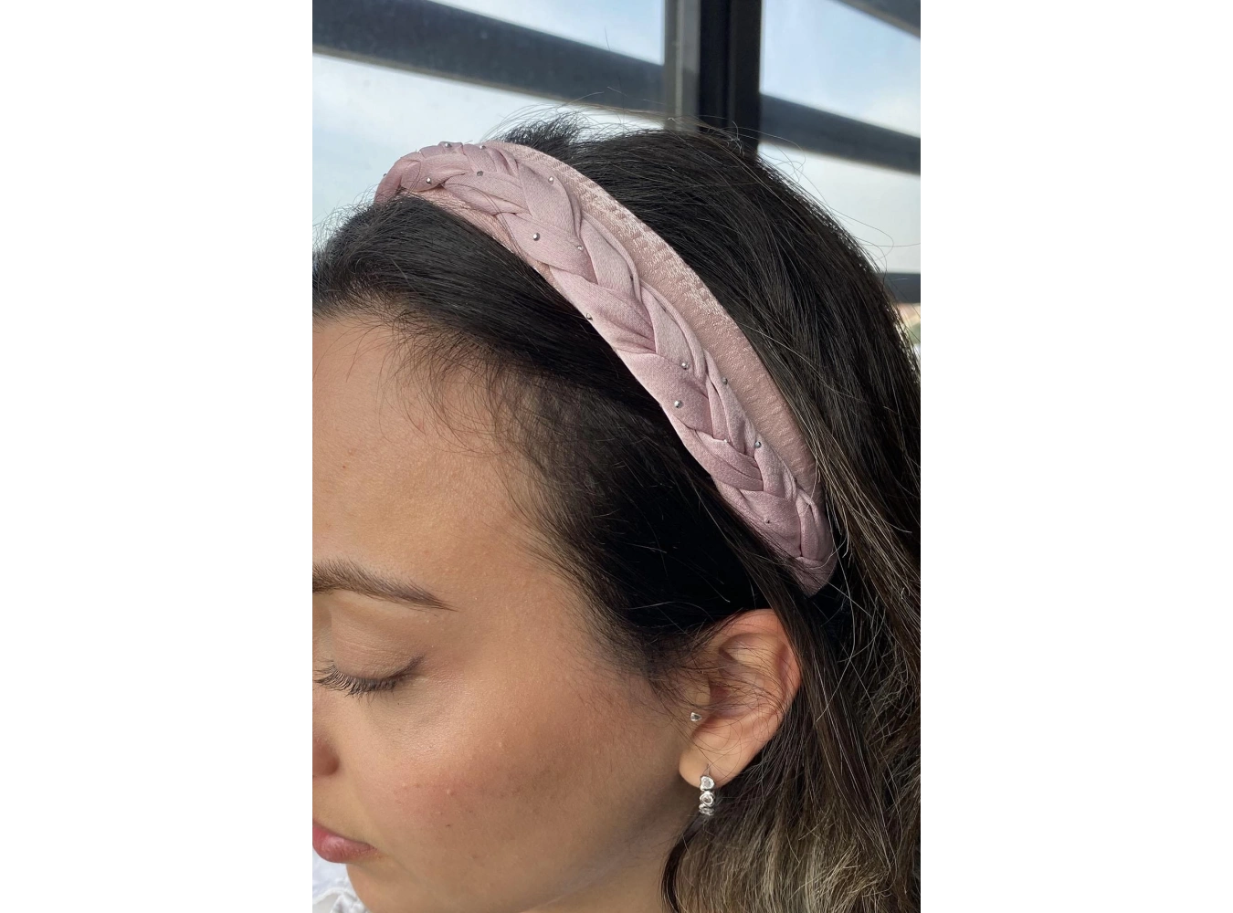 Pembe Renk Örgü Detaylı Taç