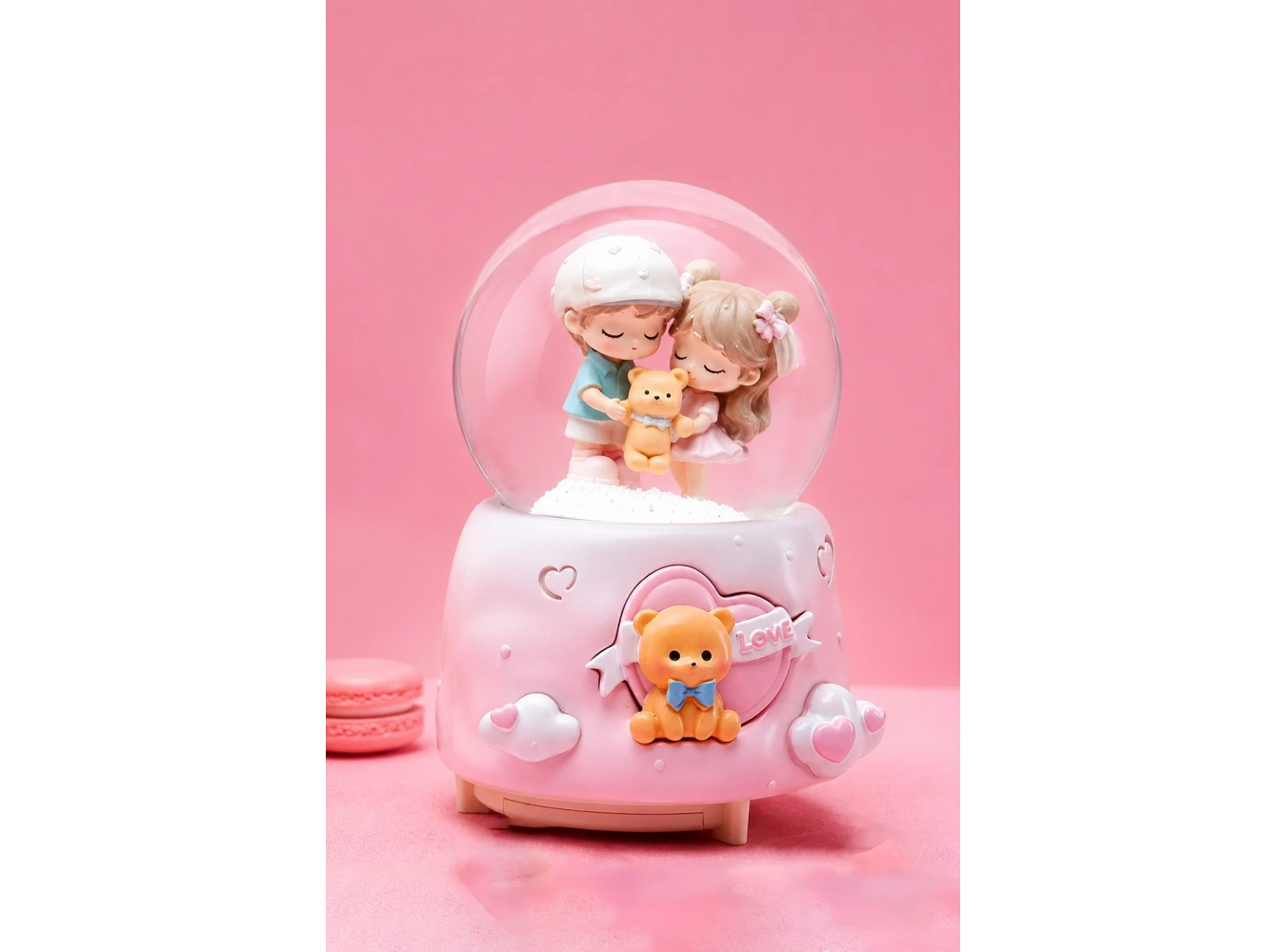 Pembe Renk Sevgili Figürlü Müzikli Ve Işıklı Kar Küresi(Büyük Boy)