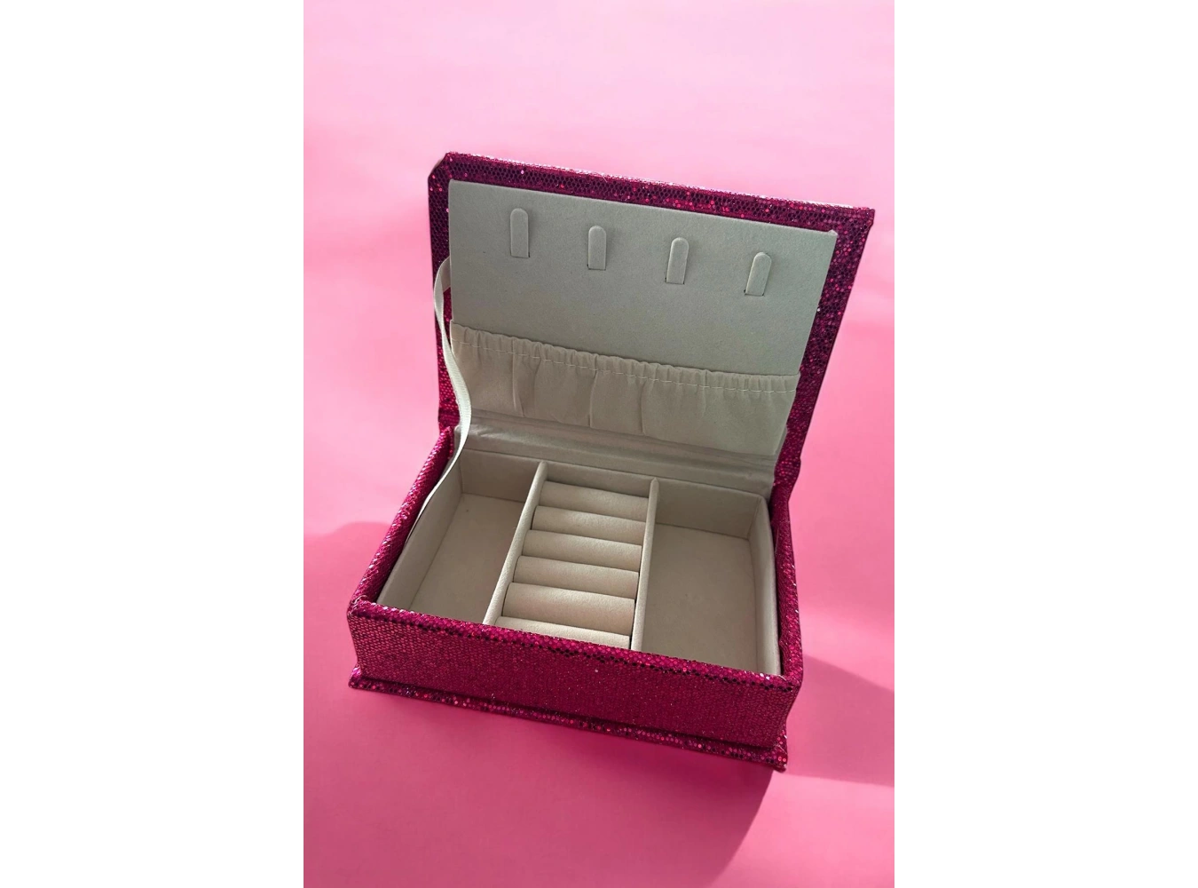 Pembe Renk Sim Detaylı Takı Kutusu