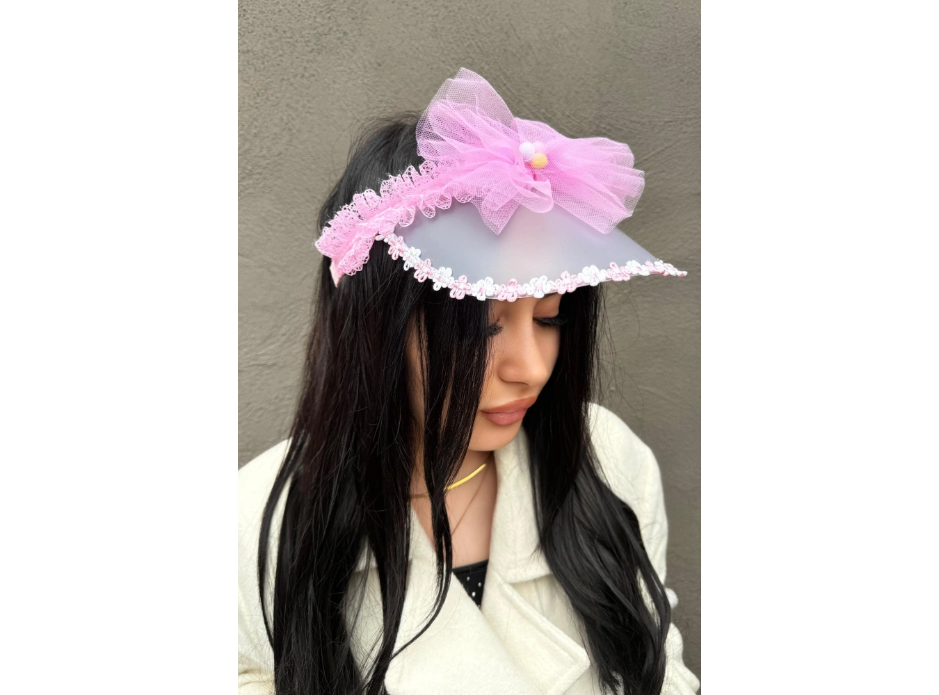 Pembe Renk Taçlı Vizör Şapka