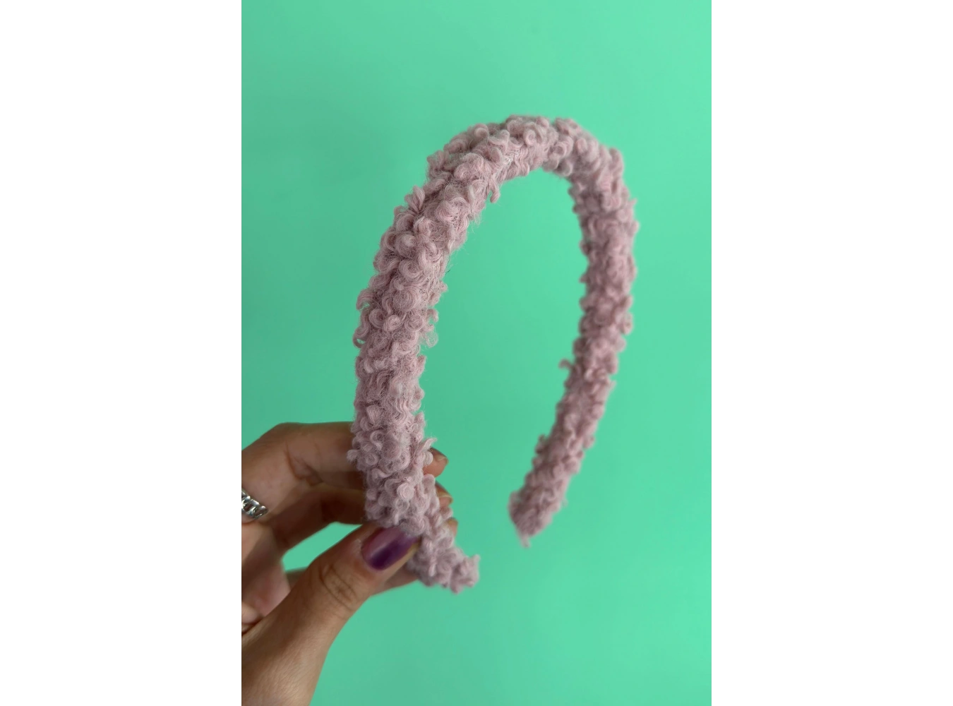 Pudra Renk Peluş Taç