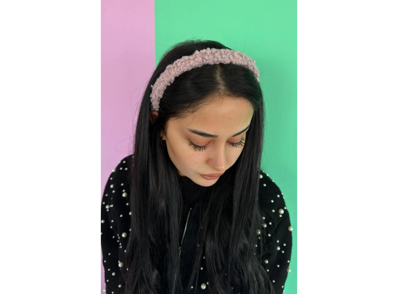 Pudra Renk Peluş Taç