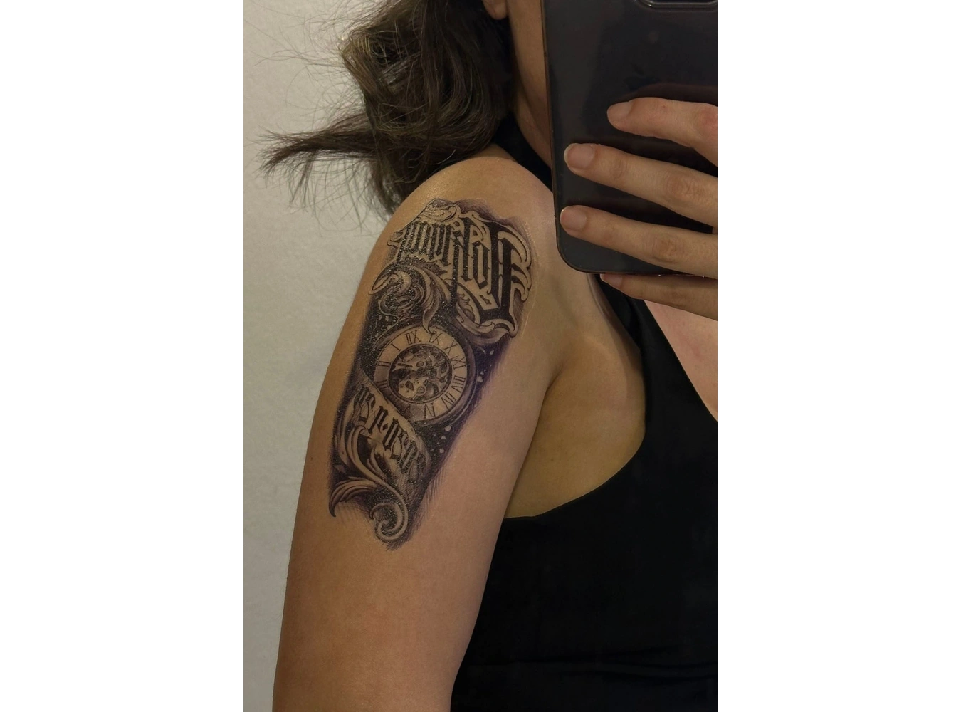Saat Figürlü Geçici Dövme Tattoo
