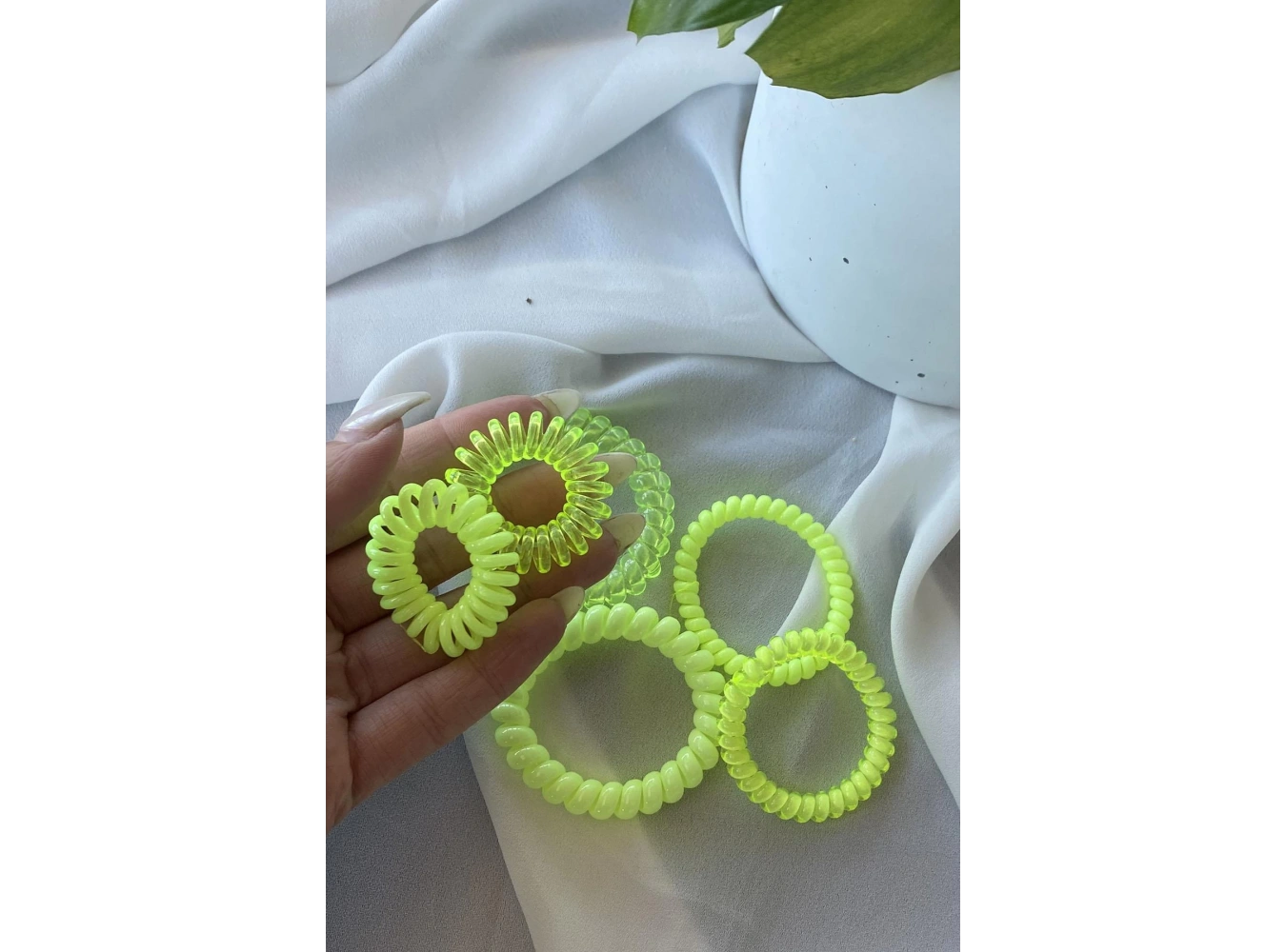 Sarı Renk Helezon Toka