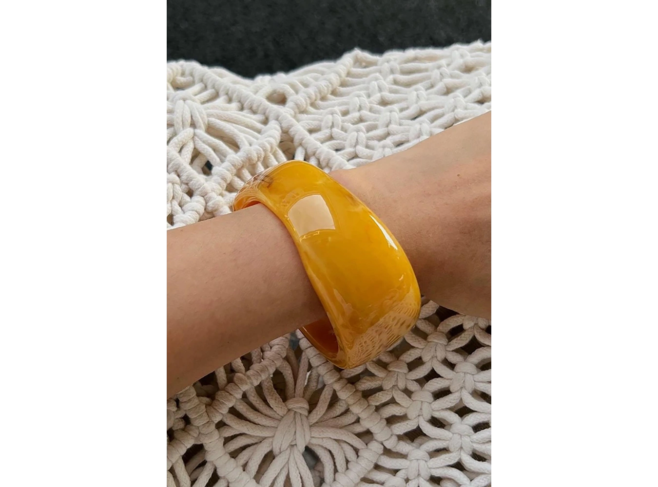 Sarı Renk Kemik Mika Bileklik