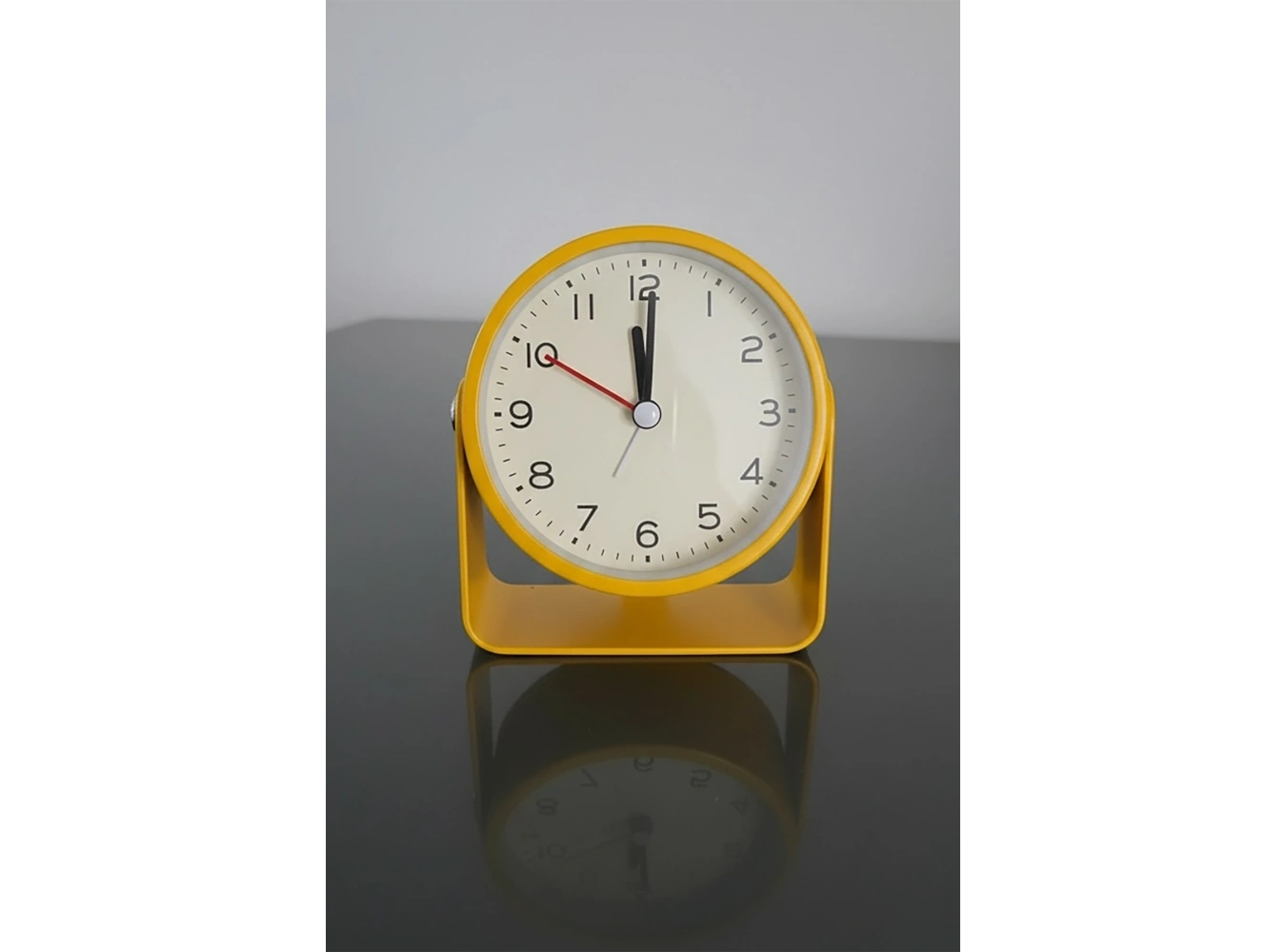 Sarı Renk Mini Dekoratif Alarmlı Yuvarlak Masa Saati