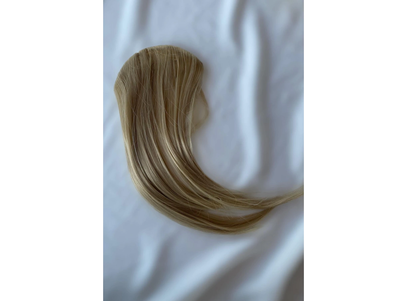 Sarı Renk Uzun Kenarlı Seyrek Takma Kahkül