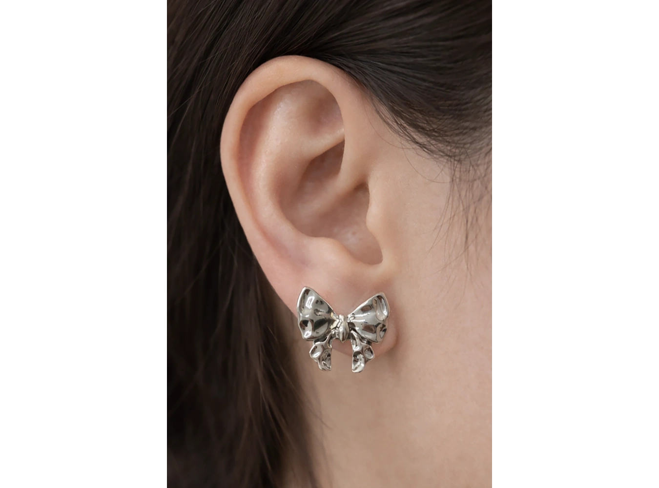 Silver Renk Kelebek Figürlü Çelik Küpe (Çift)