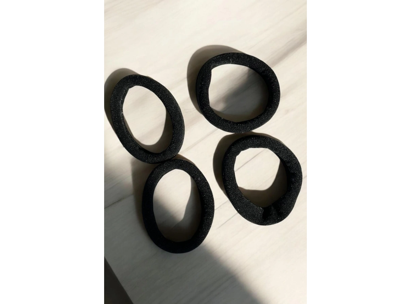 Siyah Renk 4lü Lastik Toka