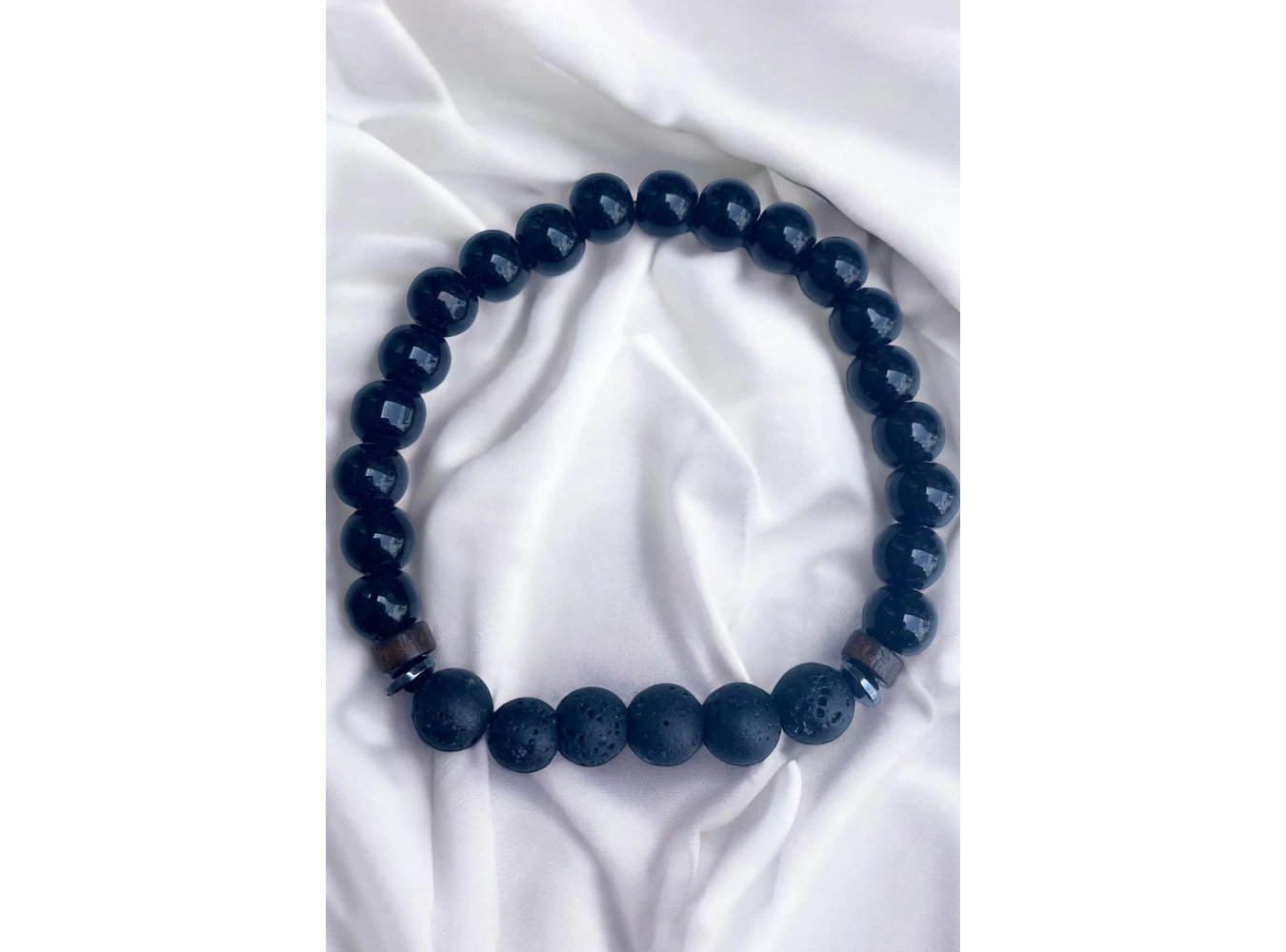 Siyah Renk Boncuk Detaylı Erkek Bileklik