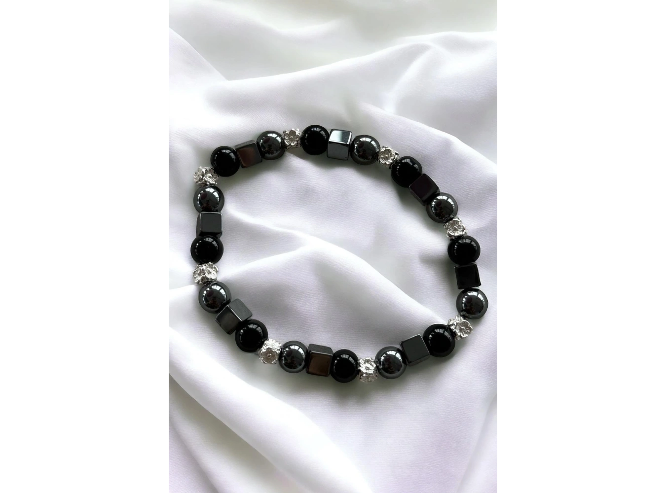 Siyah Renk Boncuklu Erkek Bileklik