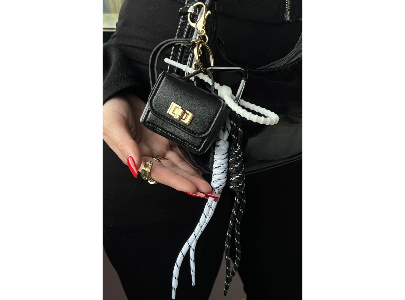 Siyah Renk Çanta Figürlü Çanta Charm/ Anahtarlık