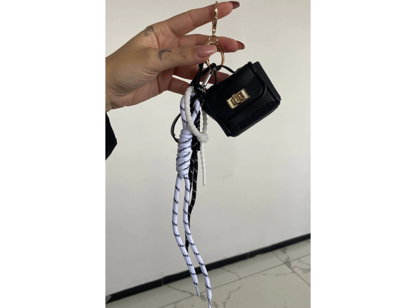 Siyah Renk Çanta Figürlü Çanta Charm/ Anahtarlık