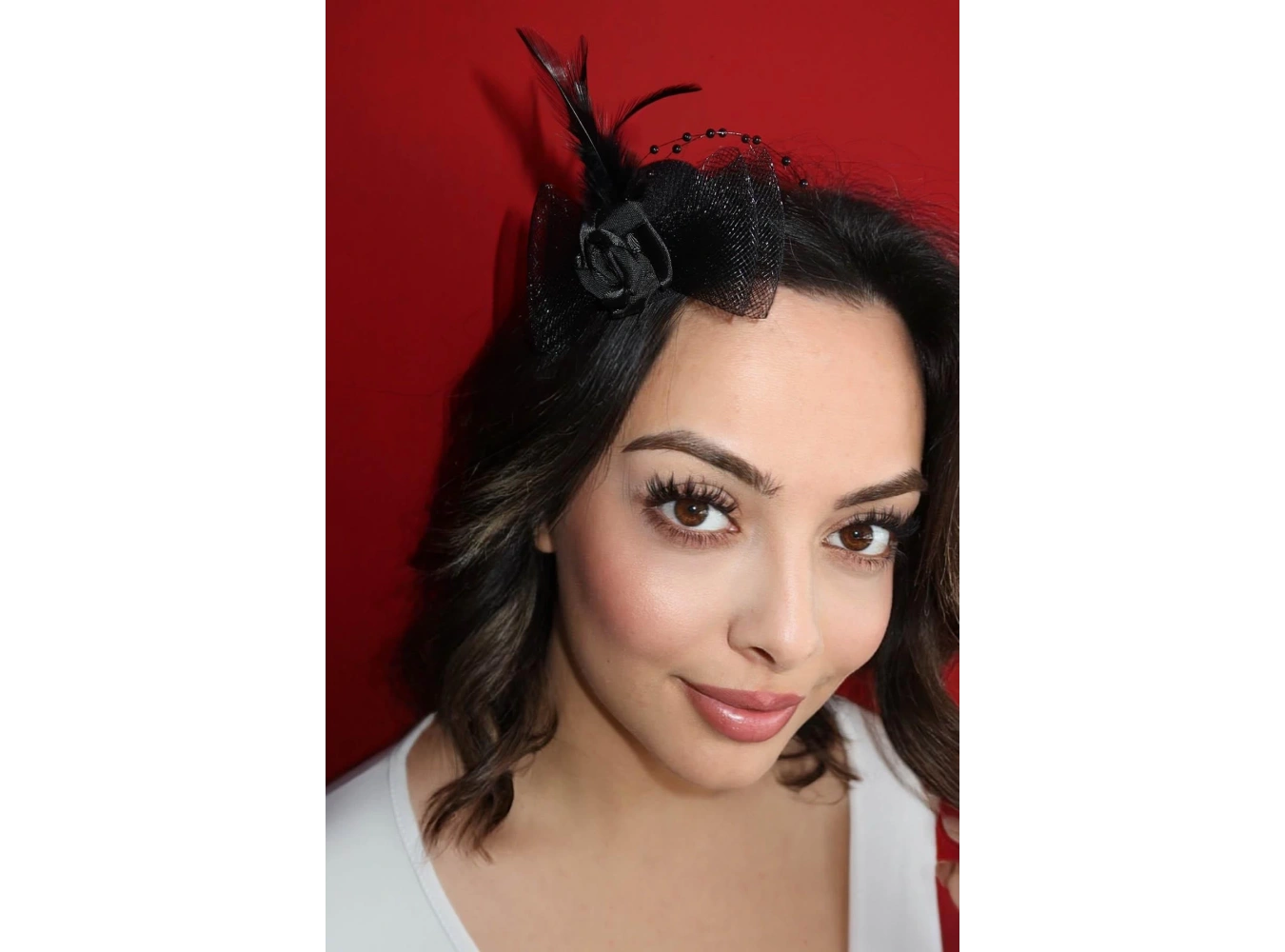 Siyah Renk Çiçek Detaylı Küçük Boy Nikah Şapkası/Vualet Şapka