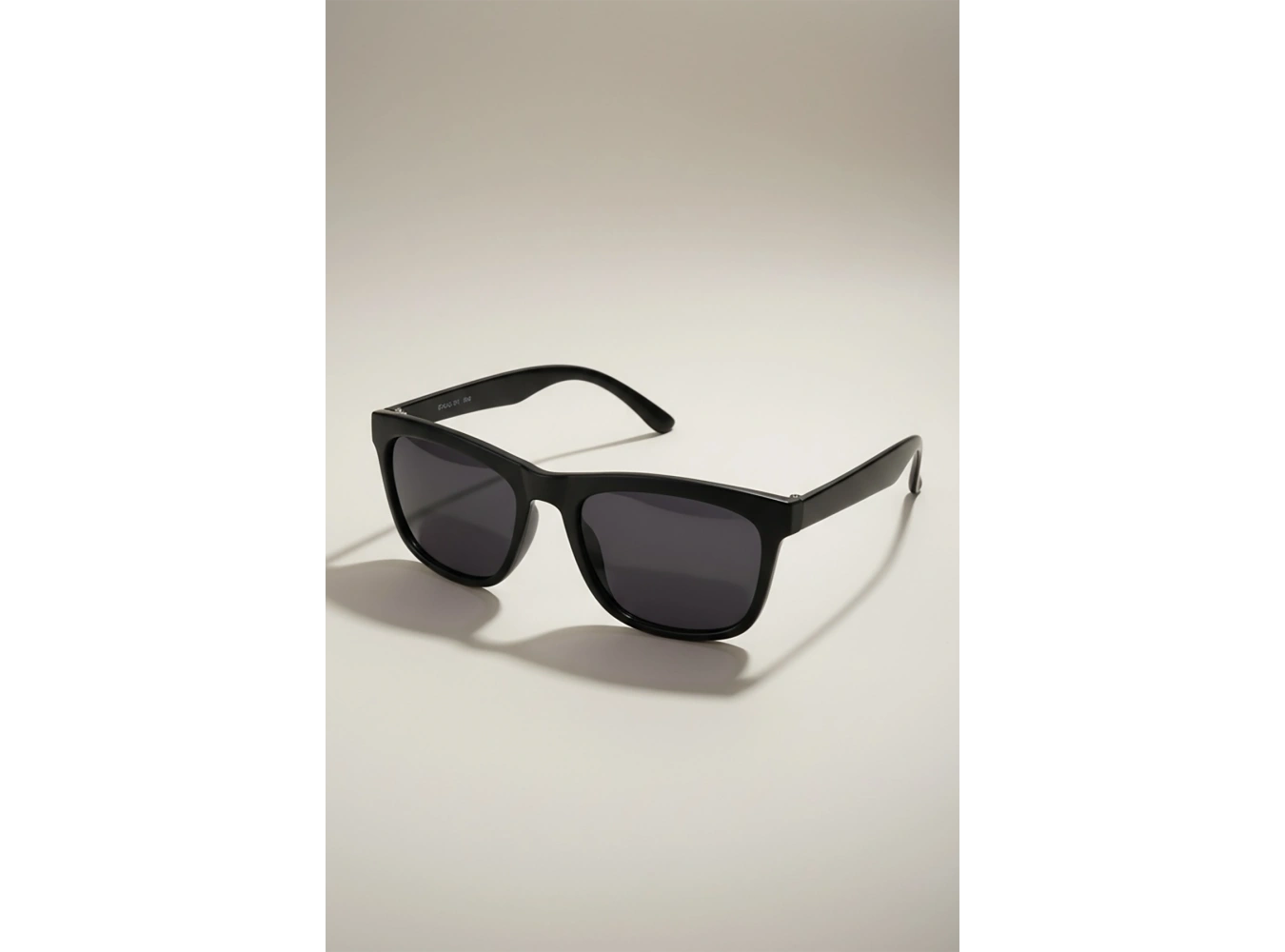 Siyah Renk Çocuk Güneş Gözlük