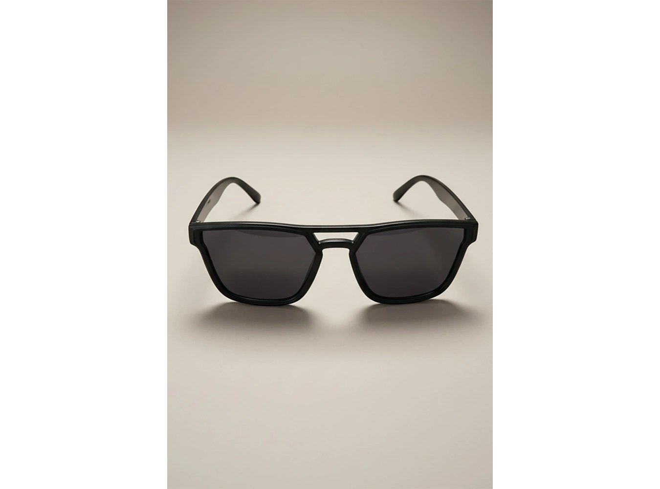 Siyah Renk Çocuk Güneş Gözlük