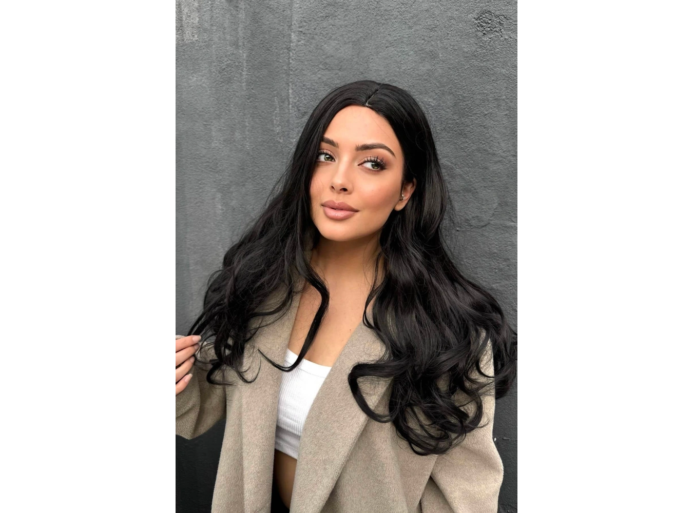 Siyah Renk Dalgalı Peruk