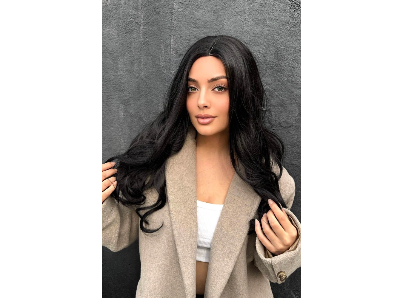 Siyah Renk Dalgalı Peruk