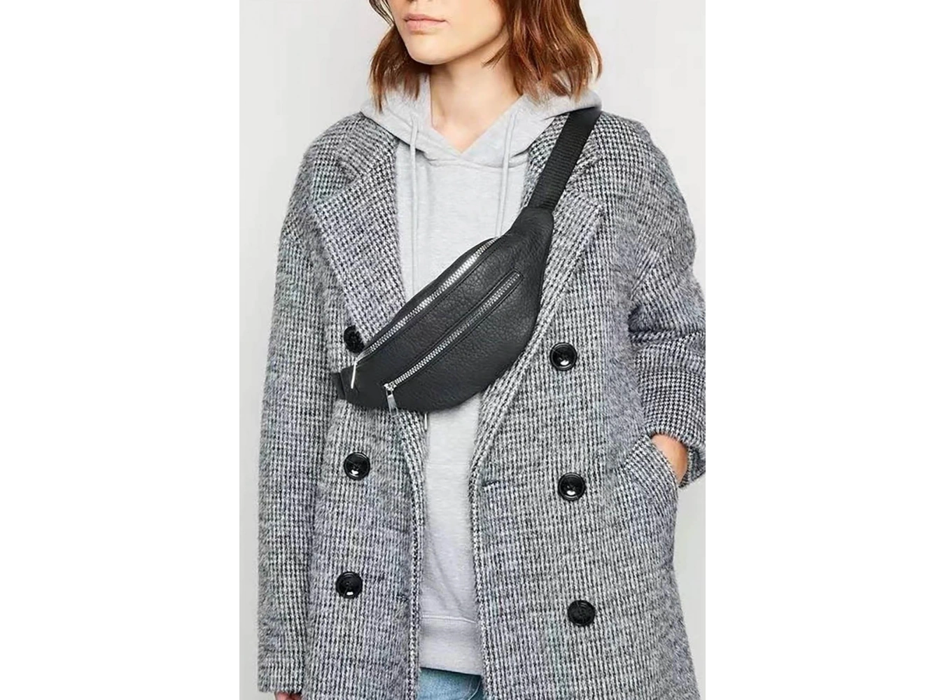 Siyah Renk Deri Bel Çantası