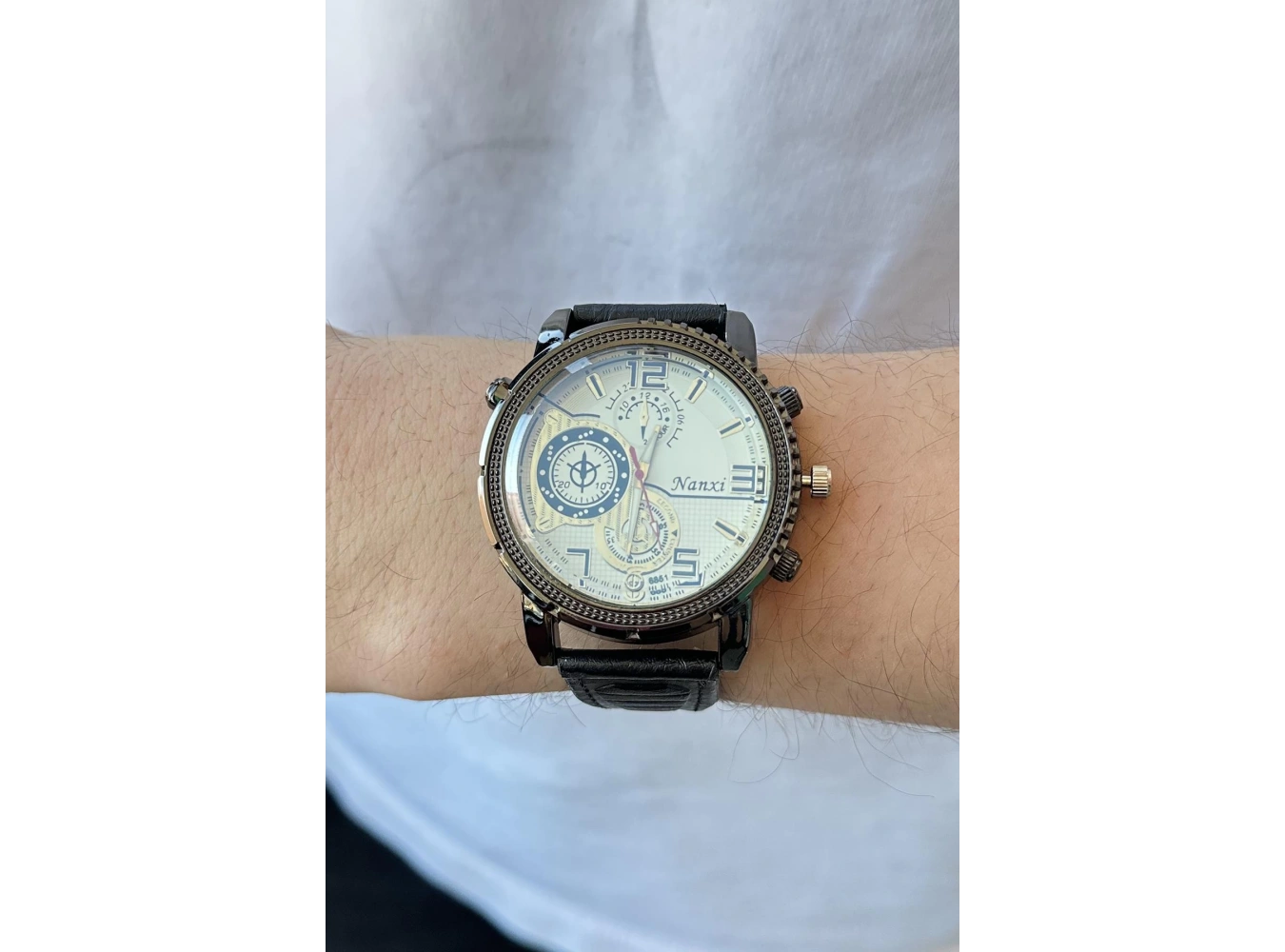 Siyah Renk Deri Kordonlu Çelik Erkek Saat