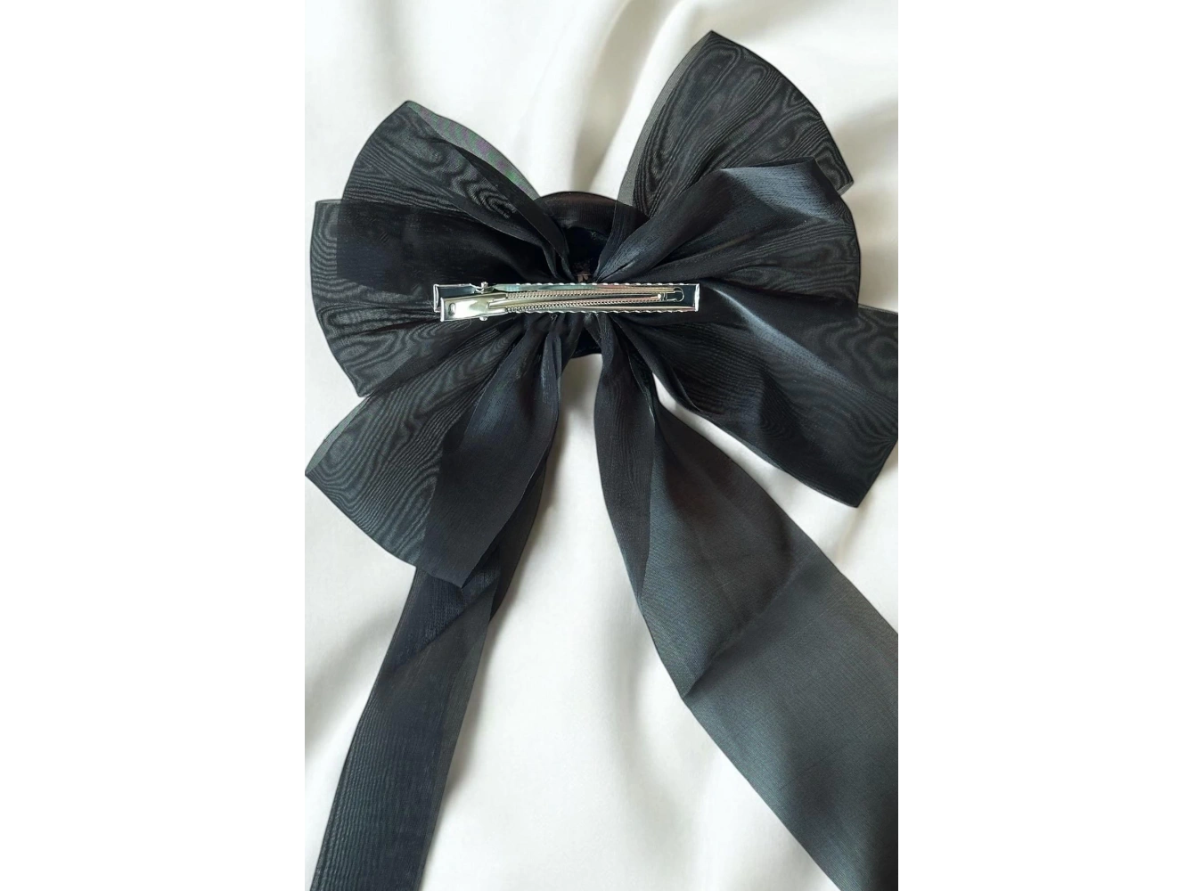 Siyah Renk Gül Figürlü Kurdele Pens Toka