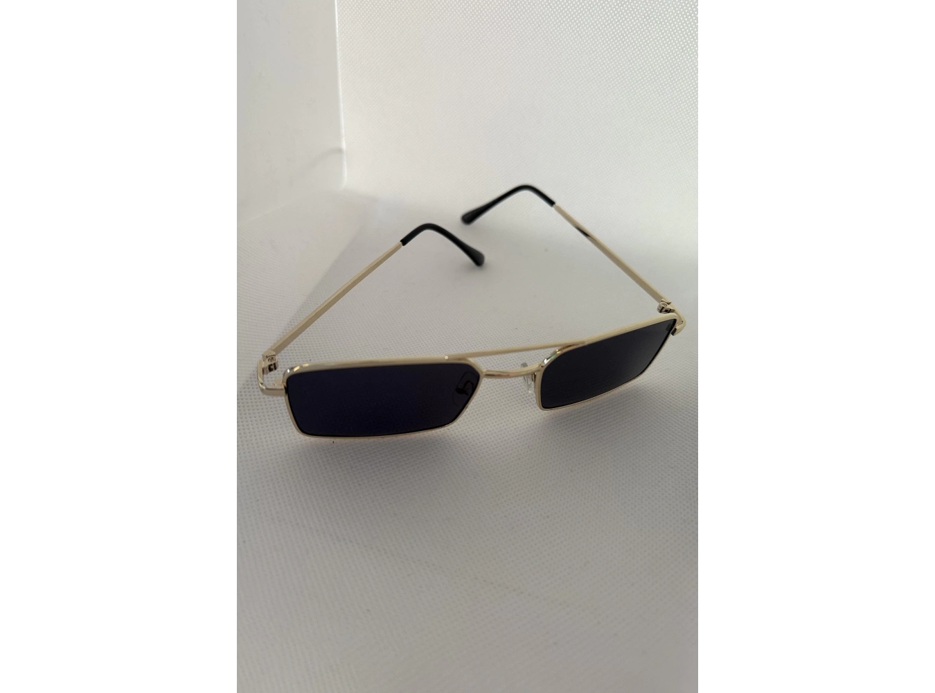 Siyah Renk Güneş Gözlüğü